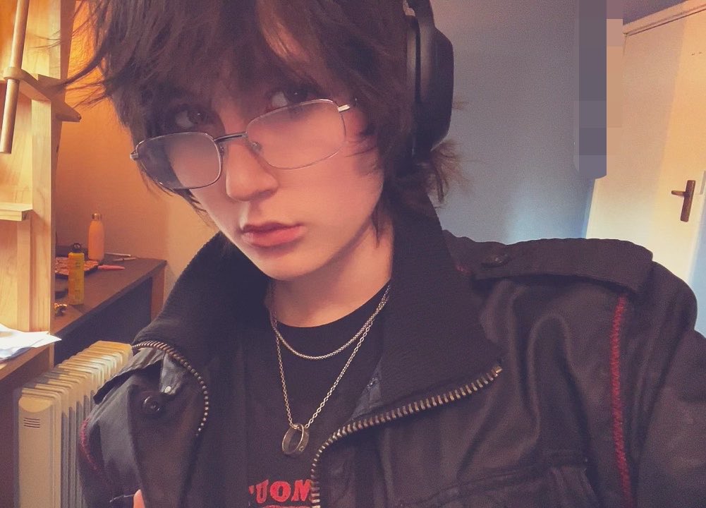 des ✧˖° tweet media