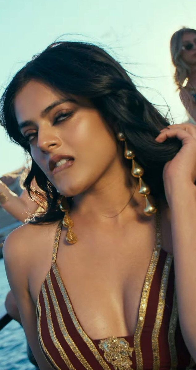 Keerthy ❤️✨ tweet media