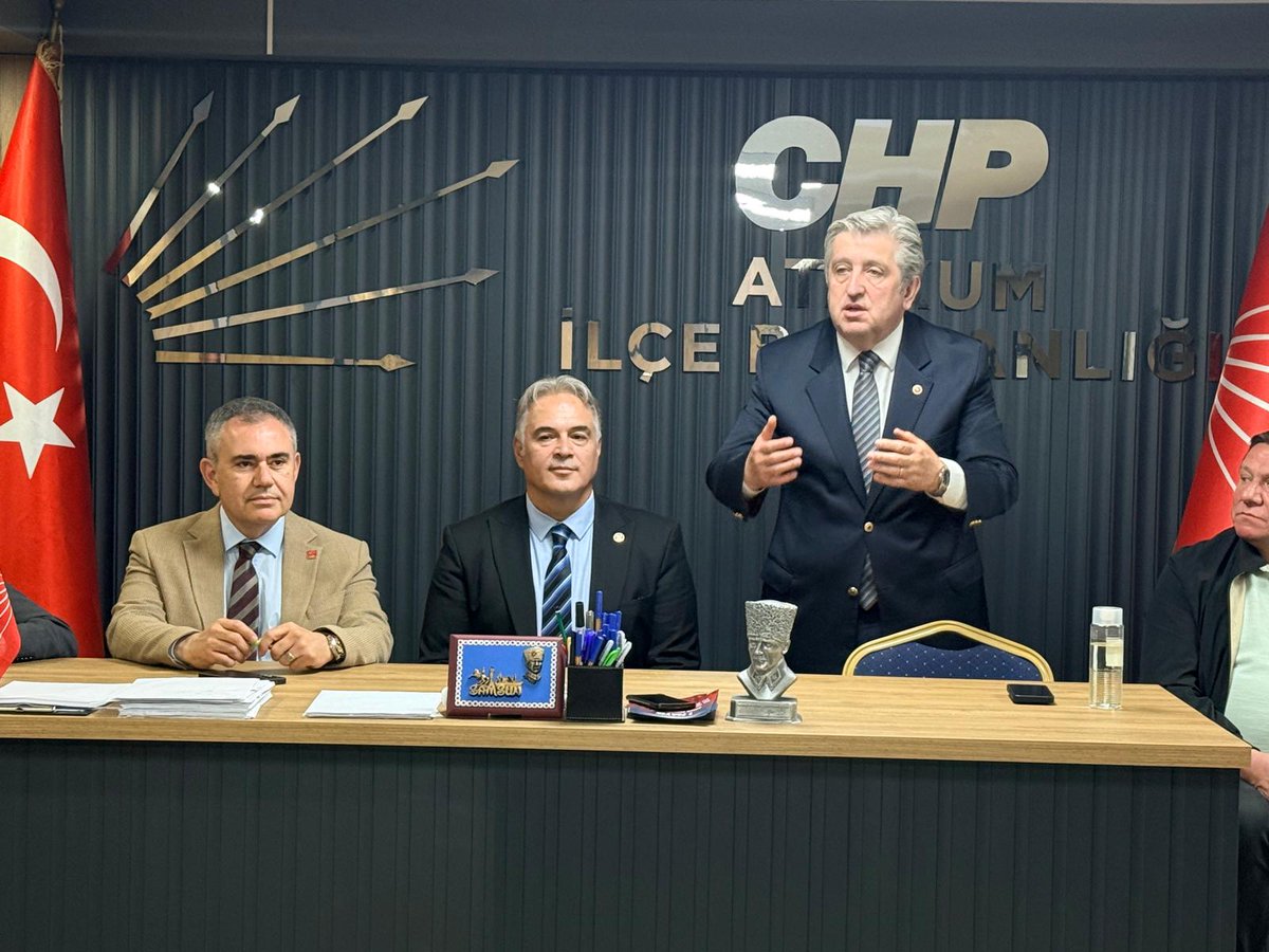 armanuney's tweet photo. Atakum İlçe Örgütümüzün Bayramlaşma Programı'nda değerli mücadele arkadaşlarımız ve dostlarımızla bir araya geldik. https://t.co/3J785NoaO1