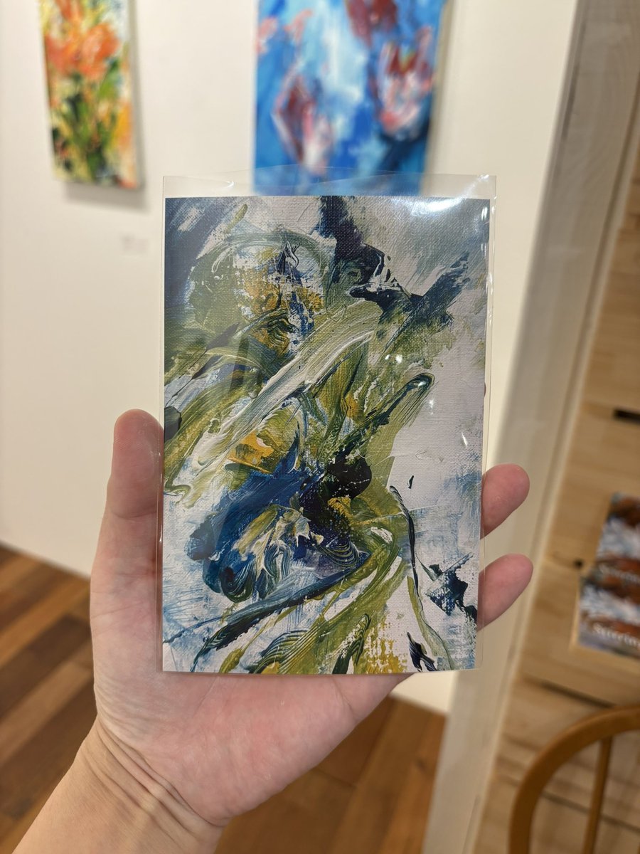 FOLKbookstore's tweet photo. オープンしました。地下展示スペースにて開催してきました井口舞子個展『Stirring』
〜5/31(日)
残り2日となりました！
ステッカーは残り少ないですがポストカードは種類まだまだあります！そのままでも、額装しても良さそうです。
通販にもアップしてます！
https://t.co/d08k8f4dka https://t.co/JMidhR0Lap