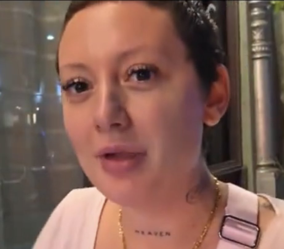 Iamkelly36's tweet photo. 🚨New pic of former prostitute and twitch streamer Vanilla Mace has been leaked online, is the porn actress going back to her old ways of earning money? 👀 https://t.co/9InQnVHPZn
