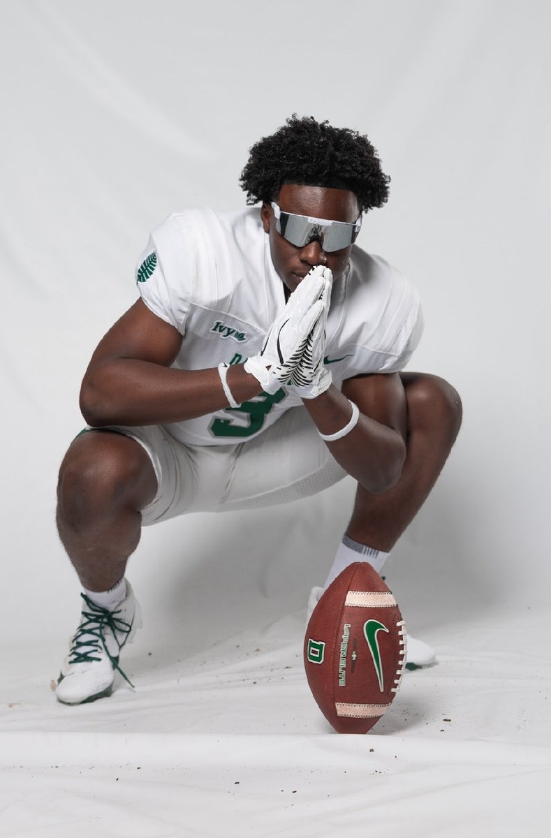 0luwatomilol's tweet photo. Had a great OV @DartmouthFTBL earlier this month thank you for the hospitality and experience! @Coach_McCorkle @QuentinJones_ @coachanthony46 @HightowerFB @coachirishodea https://t.co/cjxWdXIDL7