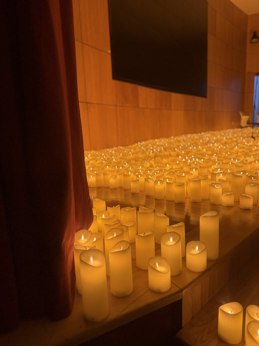 ameiraa1's tweet photo. Last night’s Hans Zimmer Candlelight concert felt like the perfect emotional portfolio it’s yielding a different return on the soul
Poetic harmony of the ensemble under candlelight turned music into compounded emotions &amp; unforgettable value🕯️🎻✨

#HansZimmer #CandlelightConcert https://t.co/sHhwAZqIOz