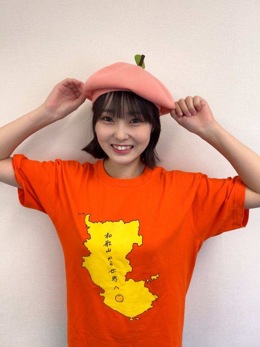 nmb_Tomocha48's tweet photo. #オンラインお話し会 ありがとうございました♡

初の３部制！！たのしすぎたぁ〜
朝早くからみなさんとお話しできて幸せでした！
これからももっとみなさんと思い出を作れますように✨
そして今日は、和歌山のフルーツになってみました！

どのともちゃが好き⁇🍓🍑🍊
#ともちゃーじ https://t.co/iE8l92EQP0