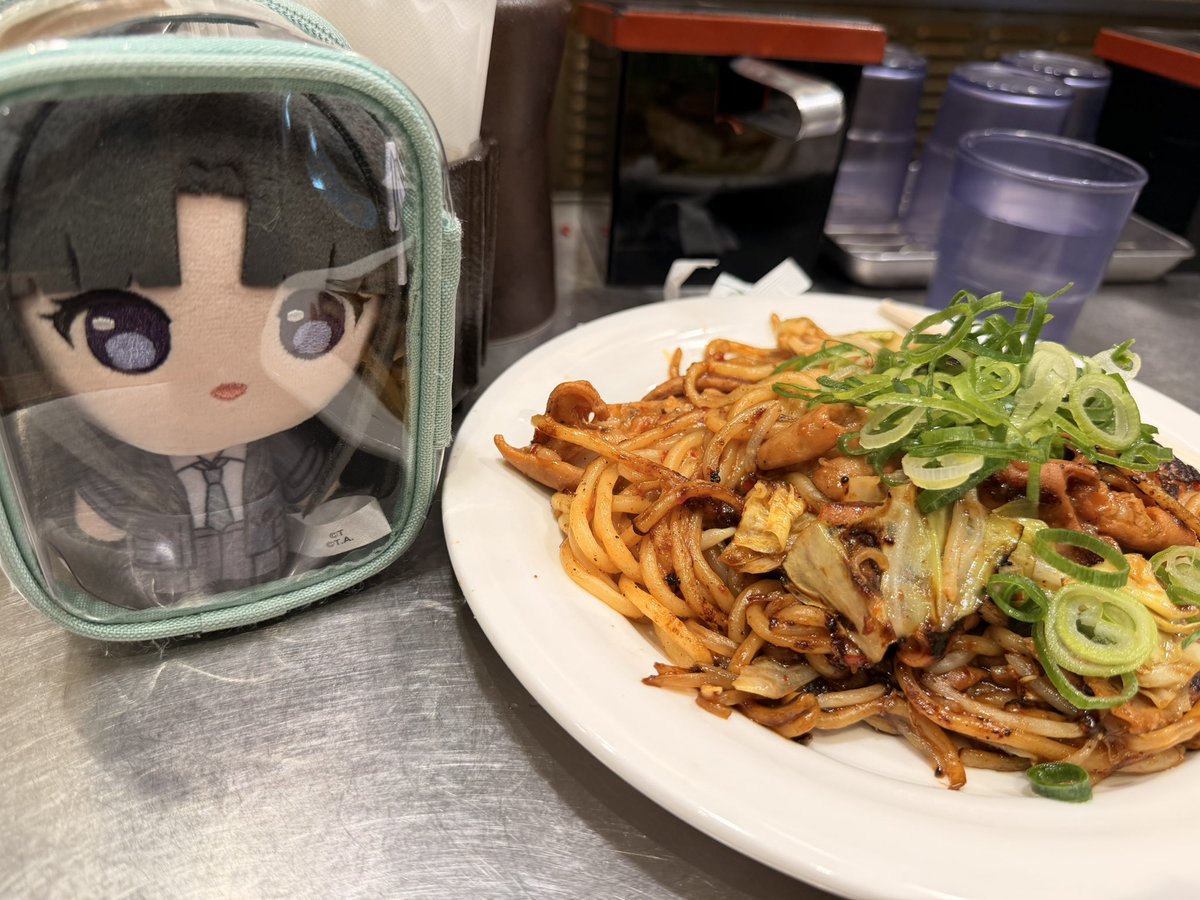 j007sgps's tweet photo. 立川駅内の焼きそば初めて食べた https://t.co/nSMeYRGeHb