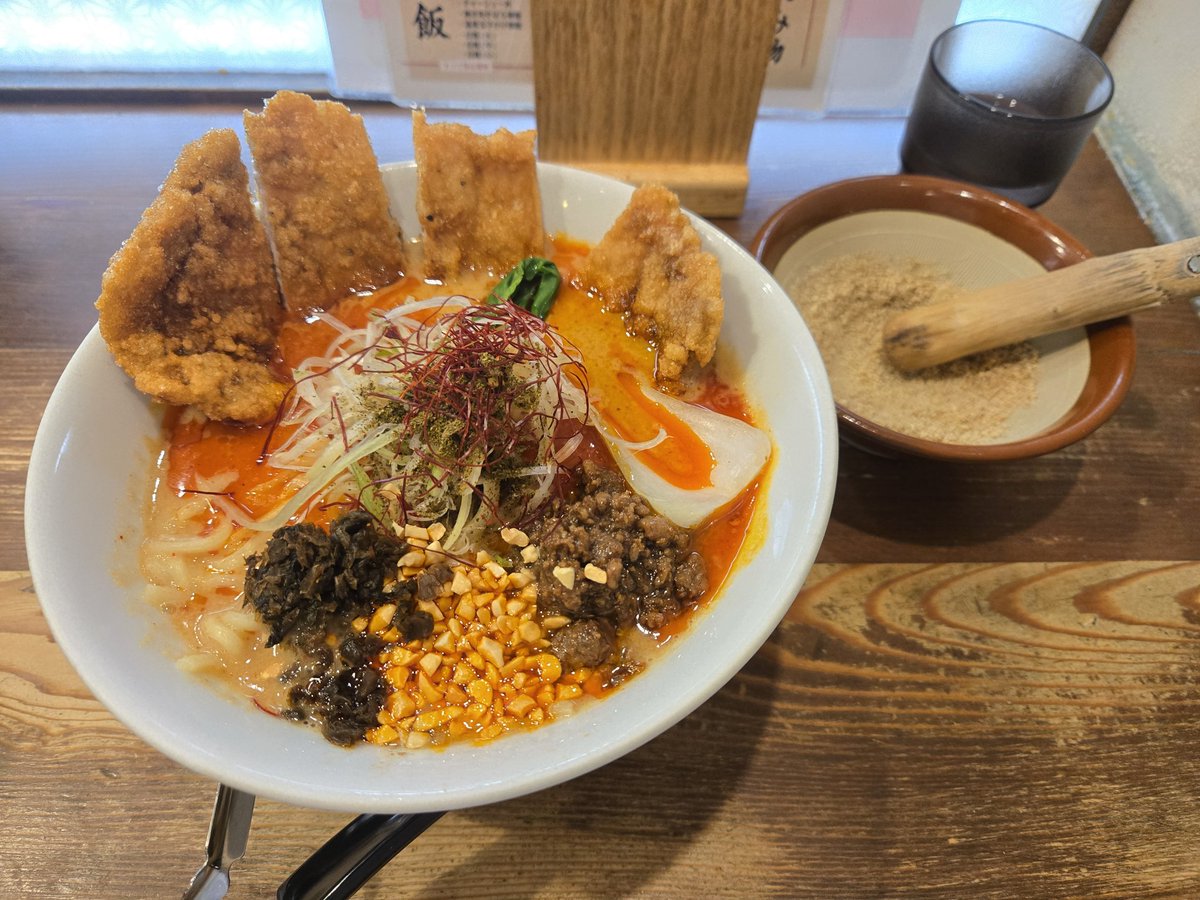 cocringo334's tweet photo. 暑い日の担々麺は風情がある https://t.co/n8aKXTzX8z