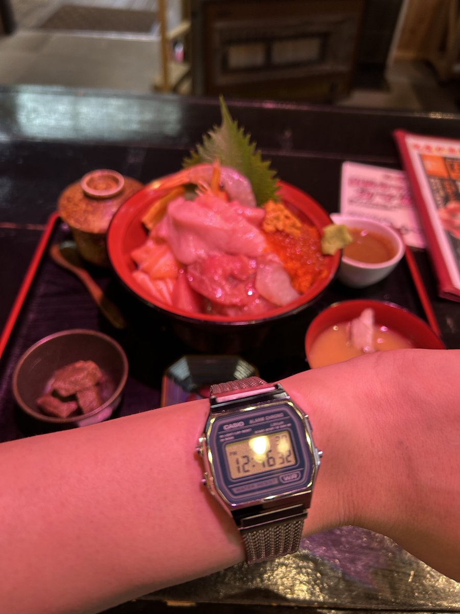 lucktake1001's tweet photo. チプカシ 買ってみたけどええやん
こっちに慣れるとApple Watchがゴツ重く感じるわ
うん、チプカシ 好きだわ https://t.co/5uzI6jxx61
