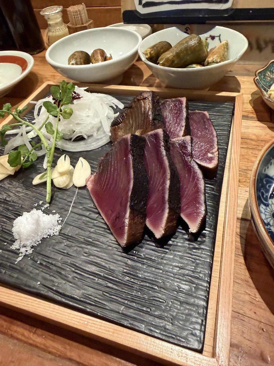 Jefftiger96's tweet photo. Yesterday was my last night in Tokyo. I went to an izakaya with my JMA colleague that specialized in Kochi area cuisine. The half baked bonito and cold sake were excellent! https://t.co/mcKICeVa8S