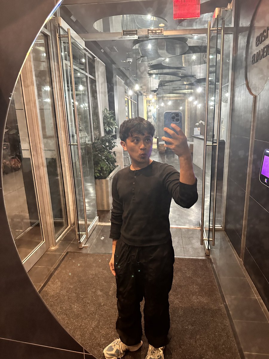 dooddotcom's tweet photo. Looking for other Filipinos to dance to Budots with https://t.co/v7F0ITqViS