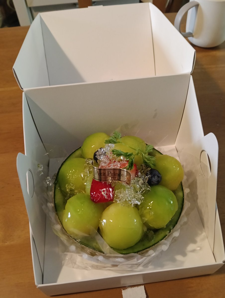 SmamRei's tweet photo. プチプランスさんのメロメロメロン🍈しあわせー✨️ https://t.co/P8vab8318v
