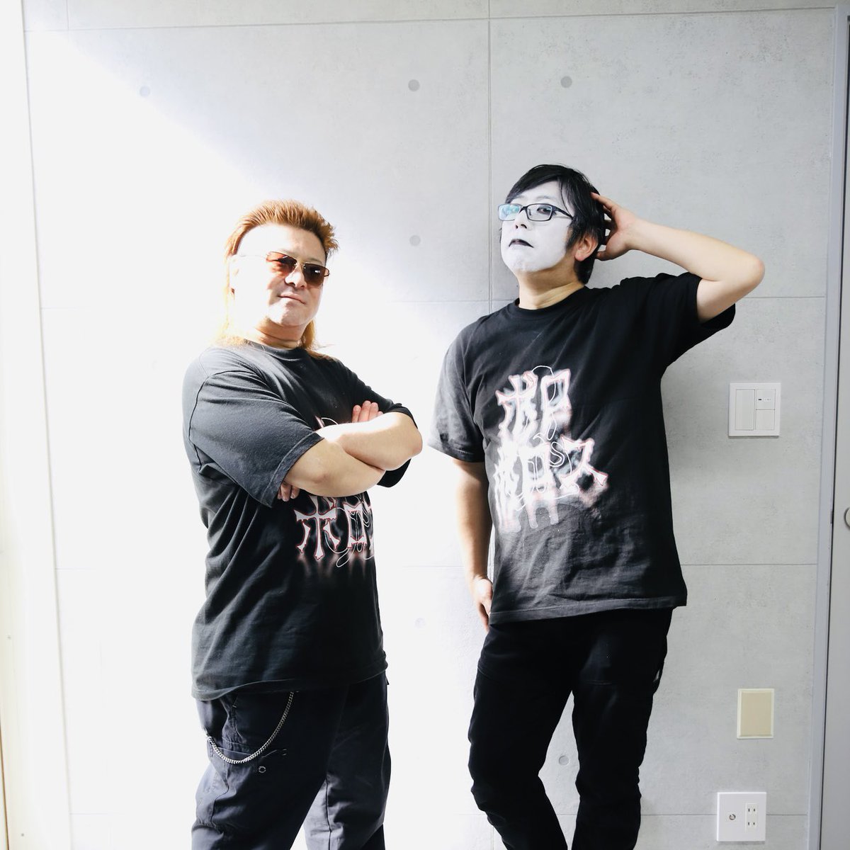 Teiousatoshi's tweet photo. 飲食店で店員に偉そうにしてるヤツって、日常生活では小さくなって生きてんのかな〜って勝手な想像をしてみる💭

https://t.co/SMvQr8Xz8B

#ボロボロス   #さとし   #ジイ   #津村落馬   #婚約発表 https://t.co/C7BbJQvW1b