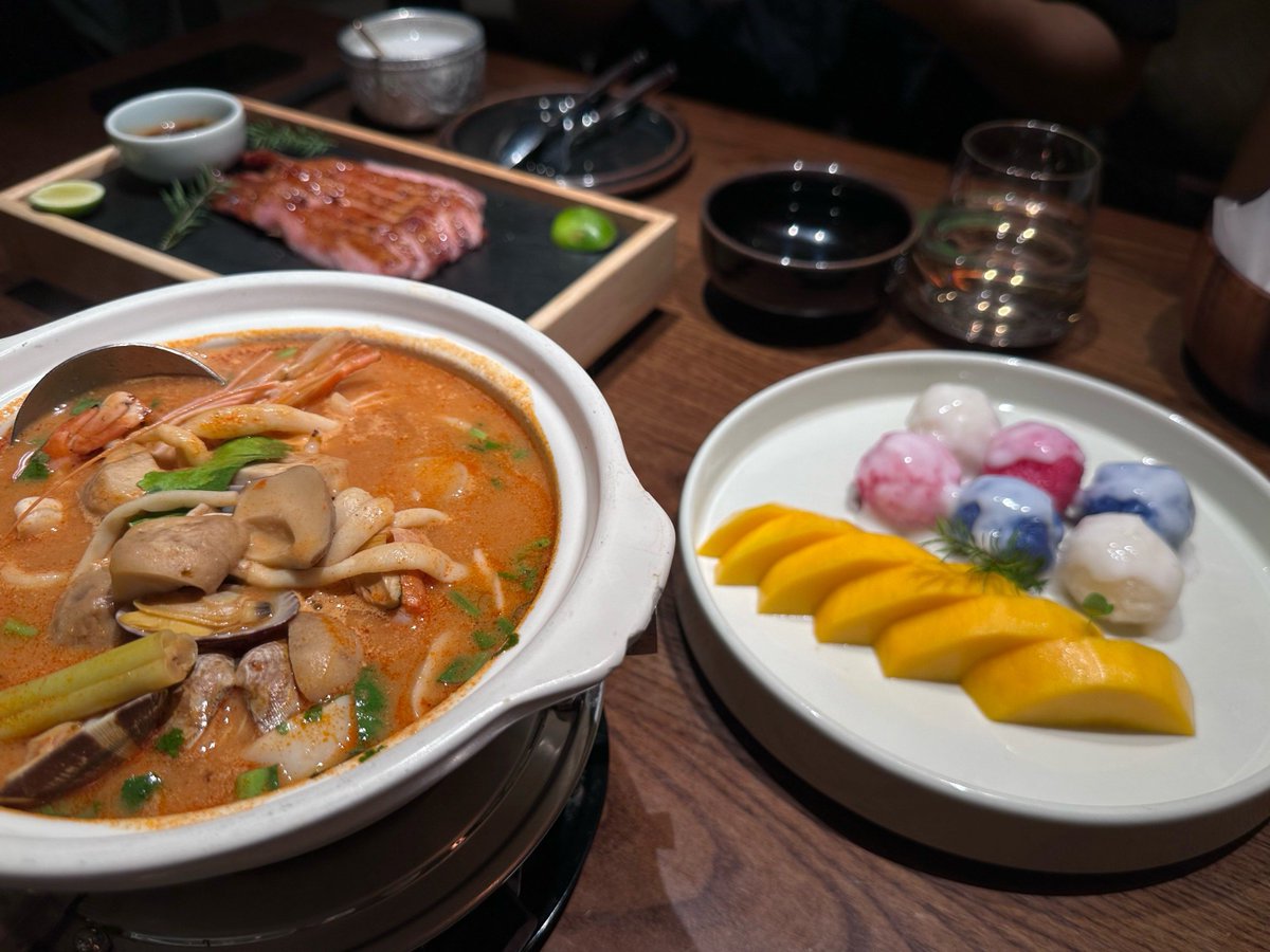 SAFrister's tweet photo. Craving bold flavors Try our aromatic Thai green curry tonight—creamy coconut milk, fresh basil, and spicy chilies in every bite that transports you straight to Bangkok!， https://t.co/PxeIUOjxOi