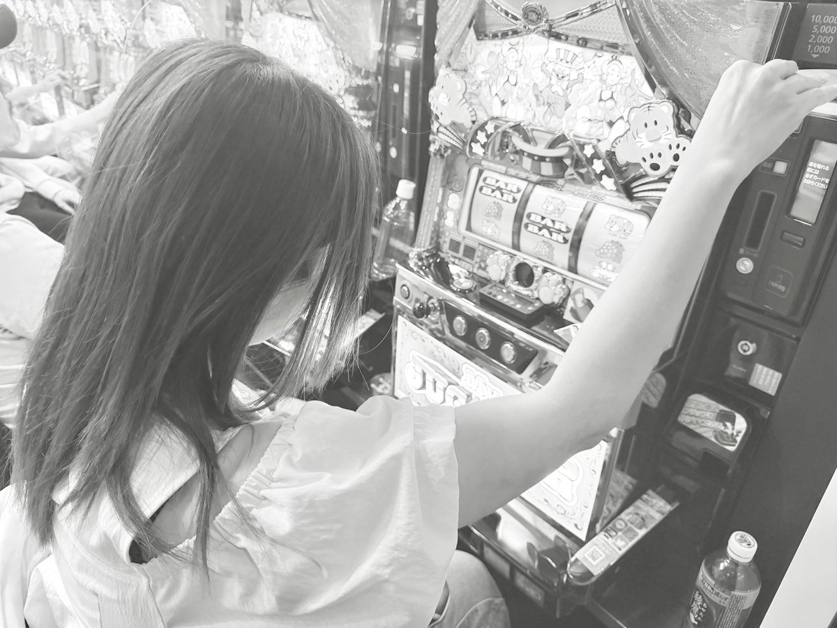 くすだまゆ tweet media