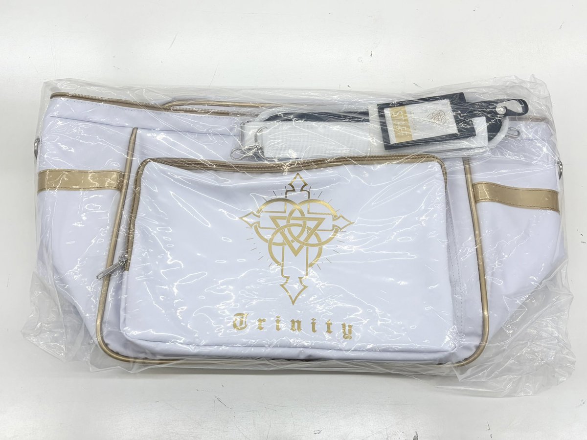 入荷情報💫 【ブルーアーカイブ】 ・キサキ 中国公式グッズセット