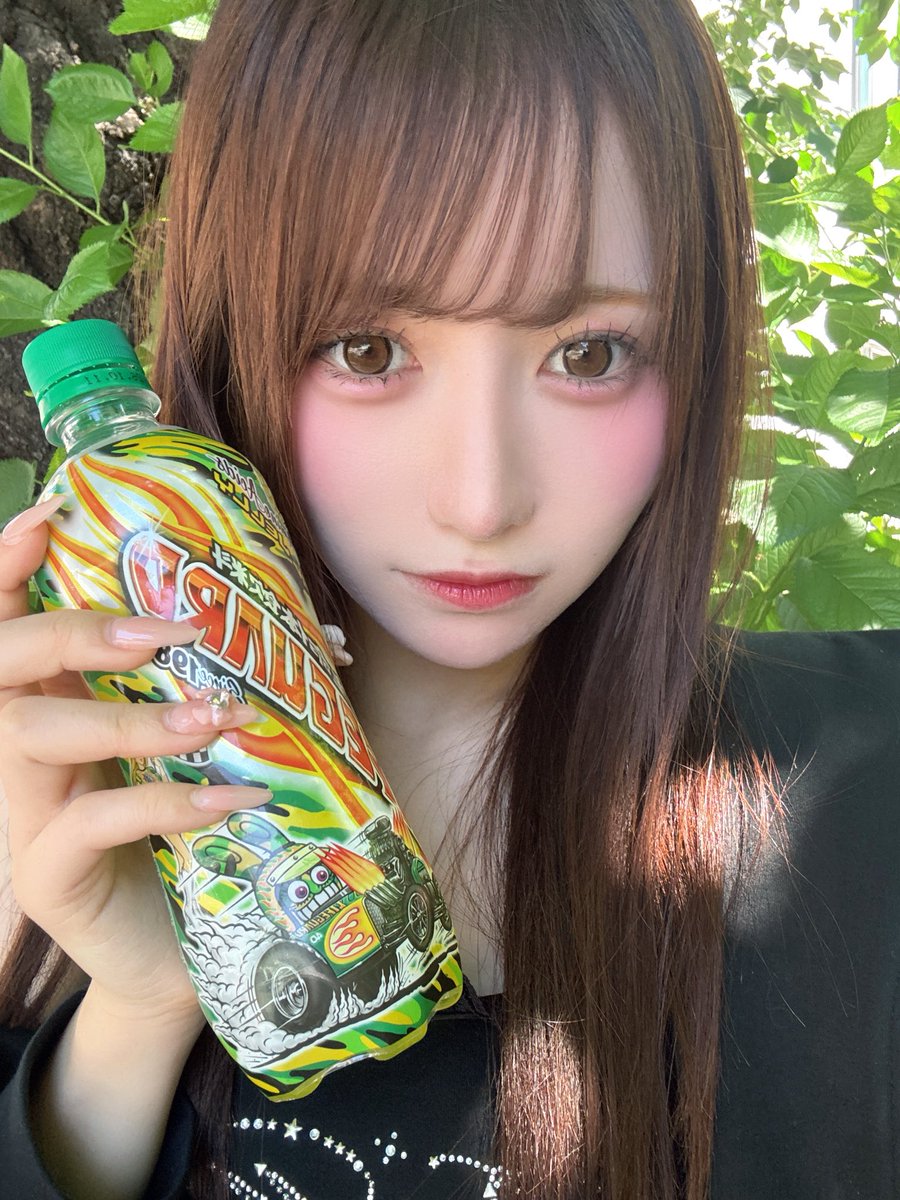 Momo_MATEMATE's tweet photo. 暑すぎだってばよお https://t.co/xODSdl8Ppf