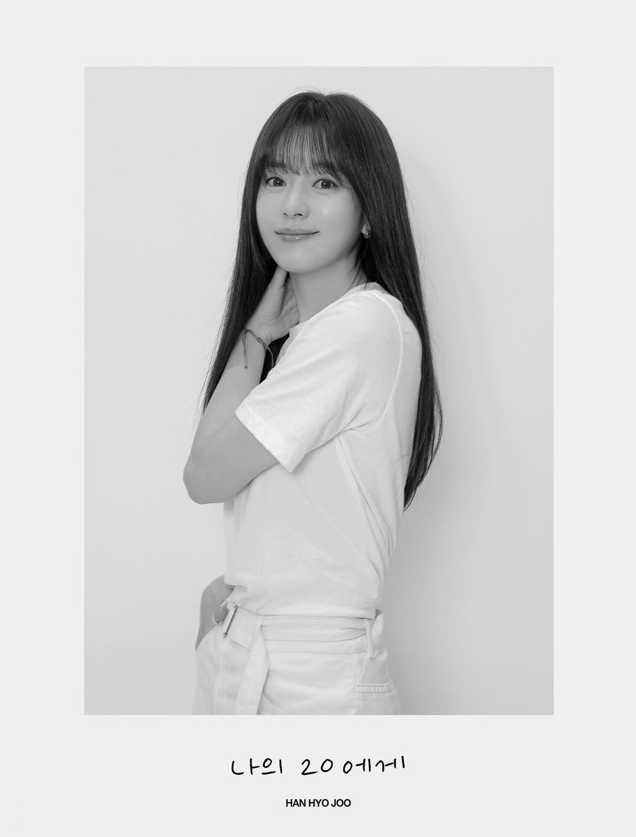 _222ov's tweet photo. 이쁘고 멋지고.. 효주언니를 영원히 사랑함😭🤍 #한효주 https://t.co/WE0z9TpFsx