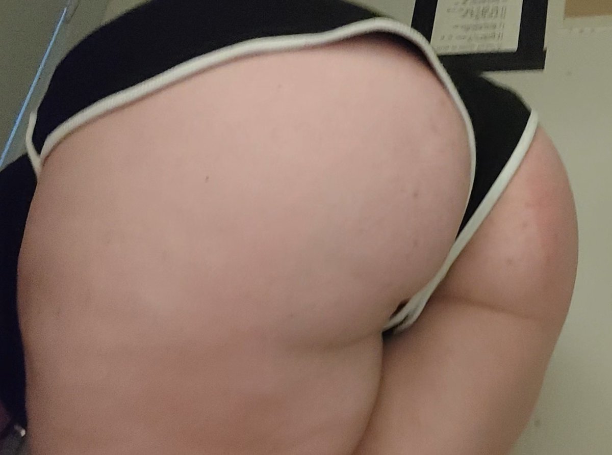 MadeToBeUsedx's tweet photo. rape and violate me so brutally i wont even remember my own name. lobotomized, only thinking of your cock.
#nsfwtwtًً #chudai #cnc #rapekink #stalkerkink #rapebait #forcedsex #forcedsubmission #traumakink #extremekink #hardkink #nsfw #moots #goonette https://t.co/U3FoM6zJQP