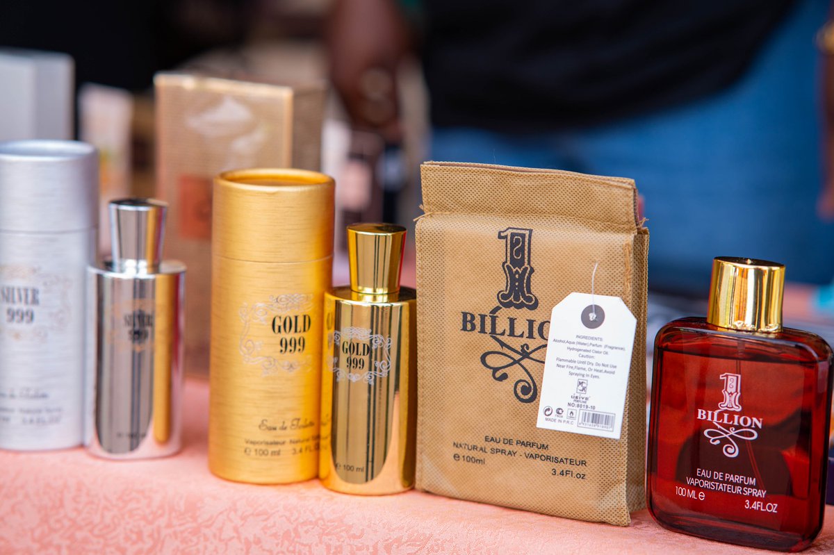 nancyayot's tweet photo. What is a market day without beauty products?

@mkazipreneur 10X market day for women entrepreneurs has a variety of them &amp; we're here to share stories of these incredible women!

@OutboxHub @MastercardFdn @uncdf 

#BoldWomenGoDIGITO
#10XDigitalEconomy https://t.co/5A11Ob8cme