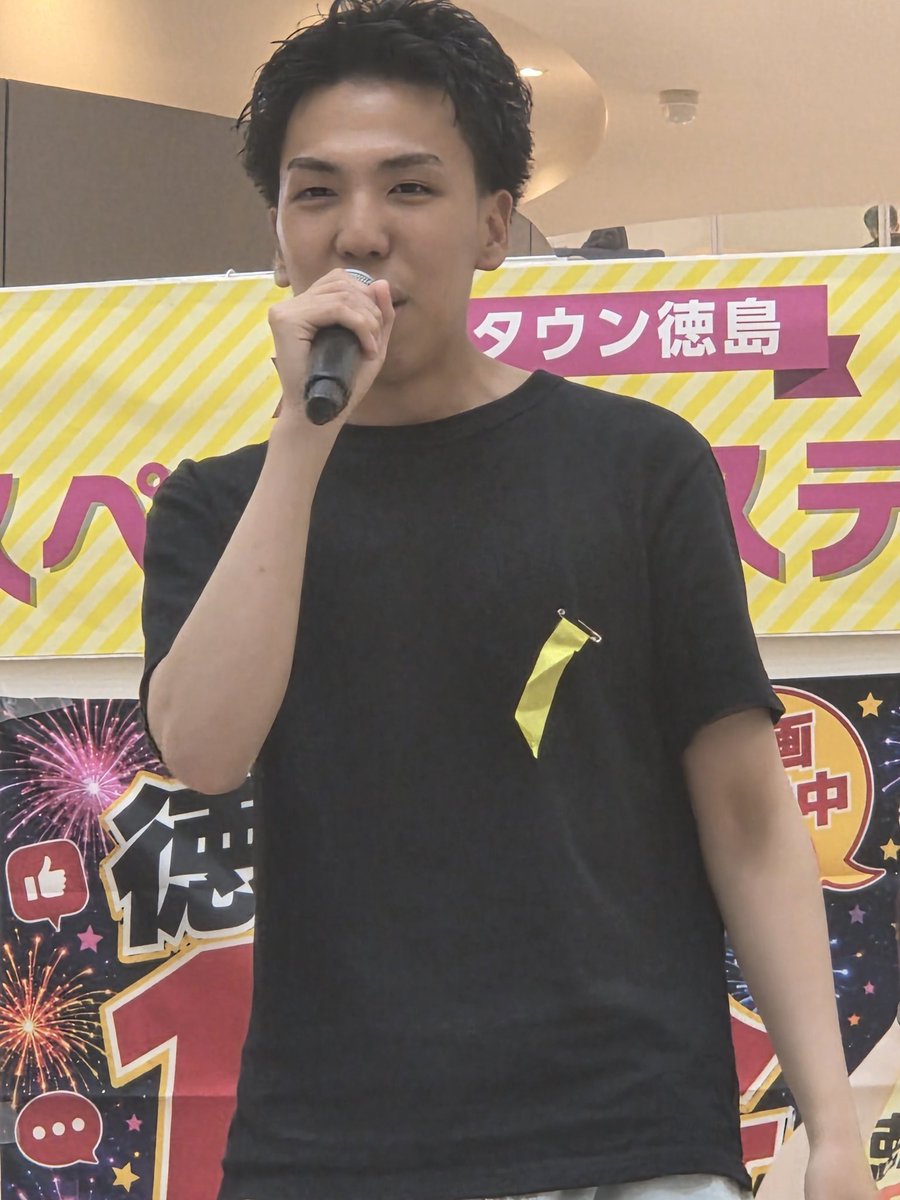 xBdRdKGPqbhIGwf's tweet photo. 22歳とまだまだ若いPさん🎤
#PeLover
#ミニはぴかフェス https://t.co/NQHdu7tR8j