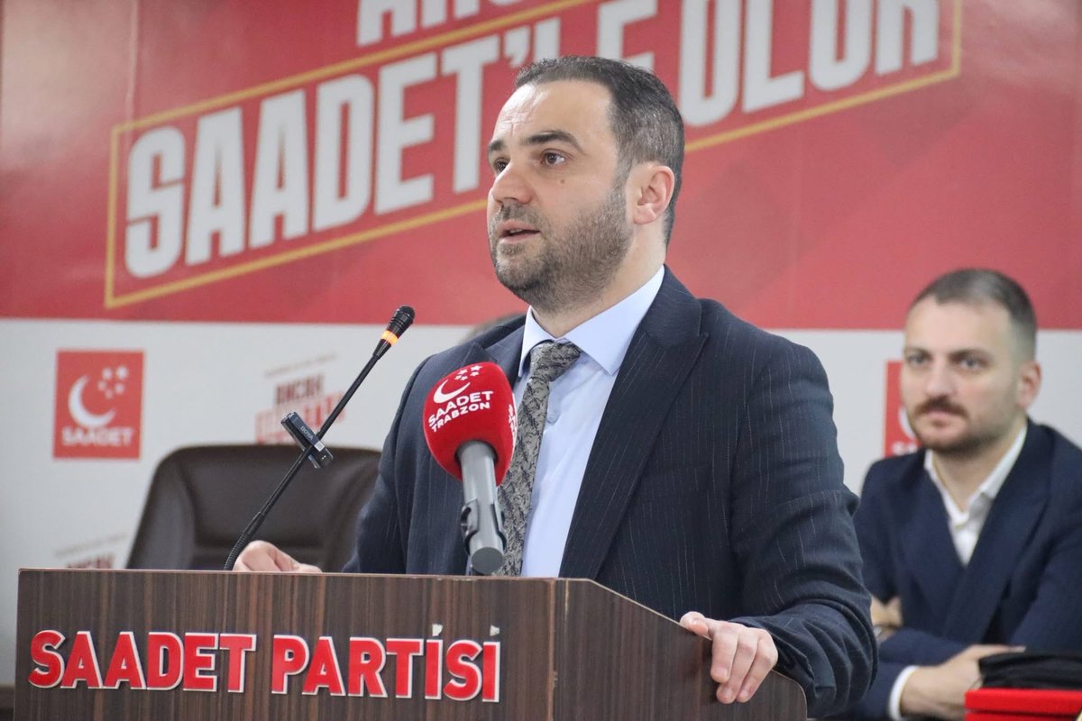 saadetof61's tweet photo. Aylık il divan toplantısı ve bayramlaşma programı, teşkilatlarımızın yoğun katılımıyla coşkulu bir şekilde gerçekleştirildi. https://t.co/oP9kce0smj