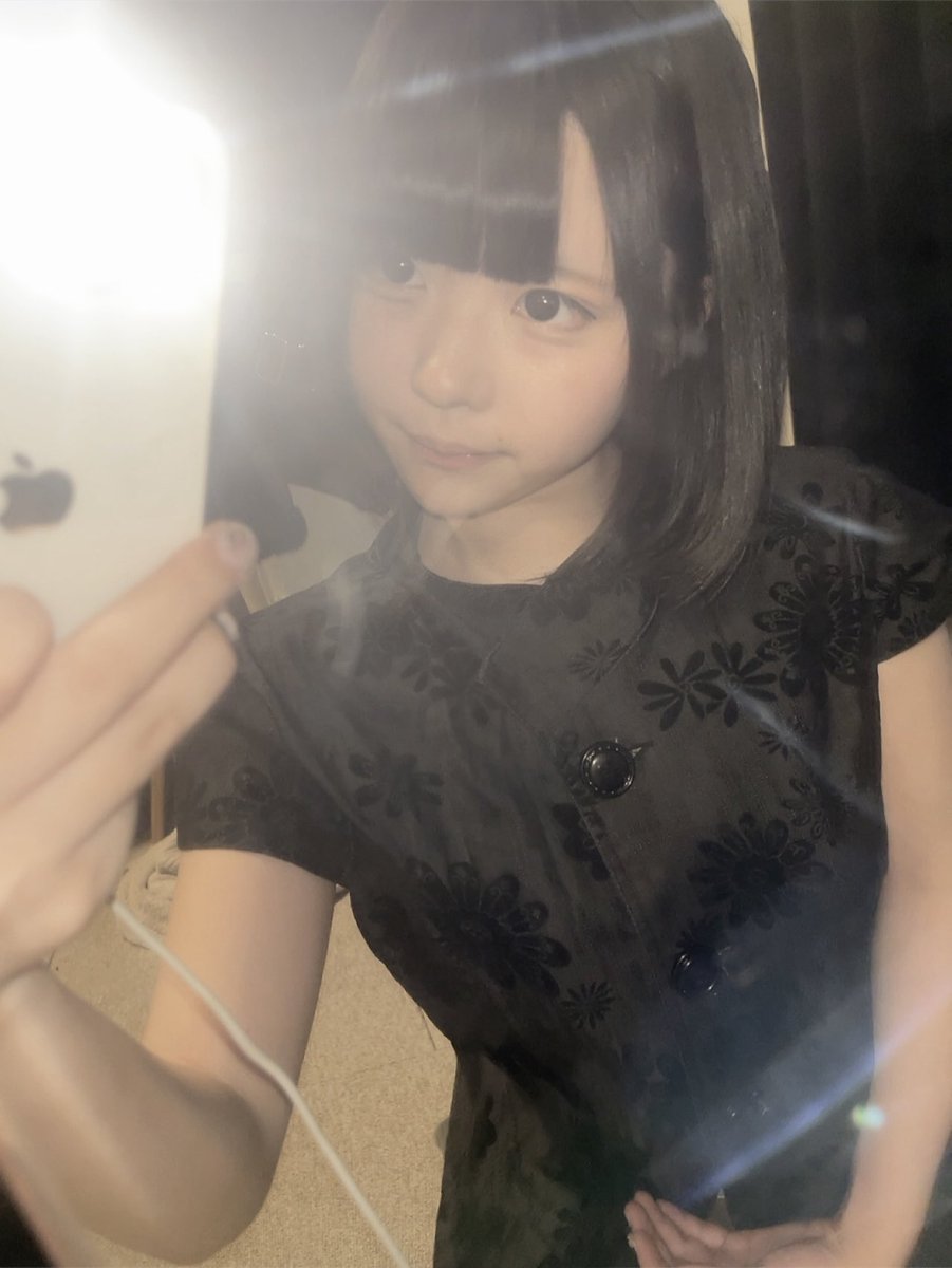 。。°°。。_。。 tweet media