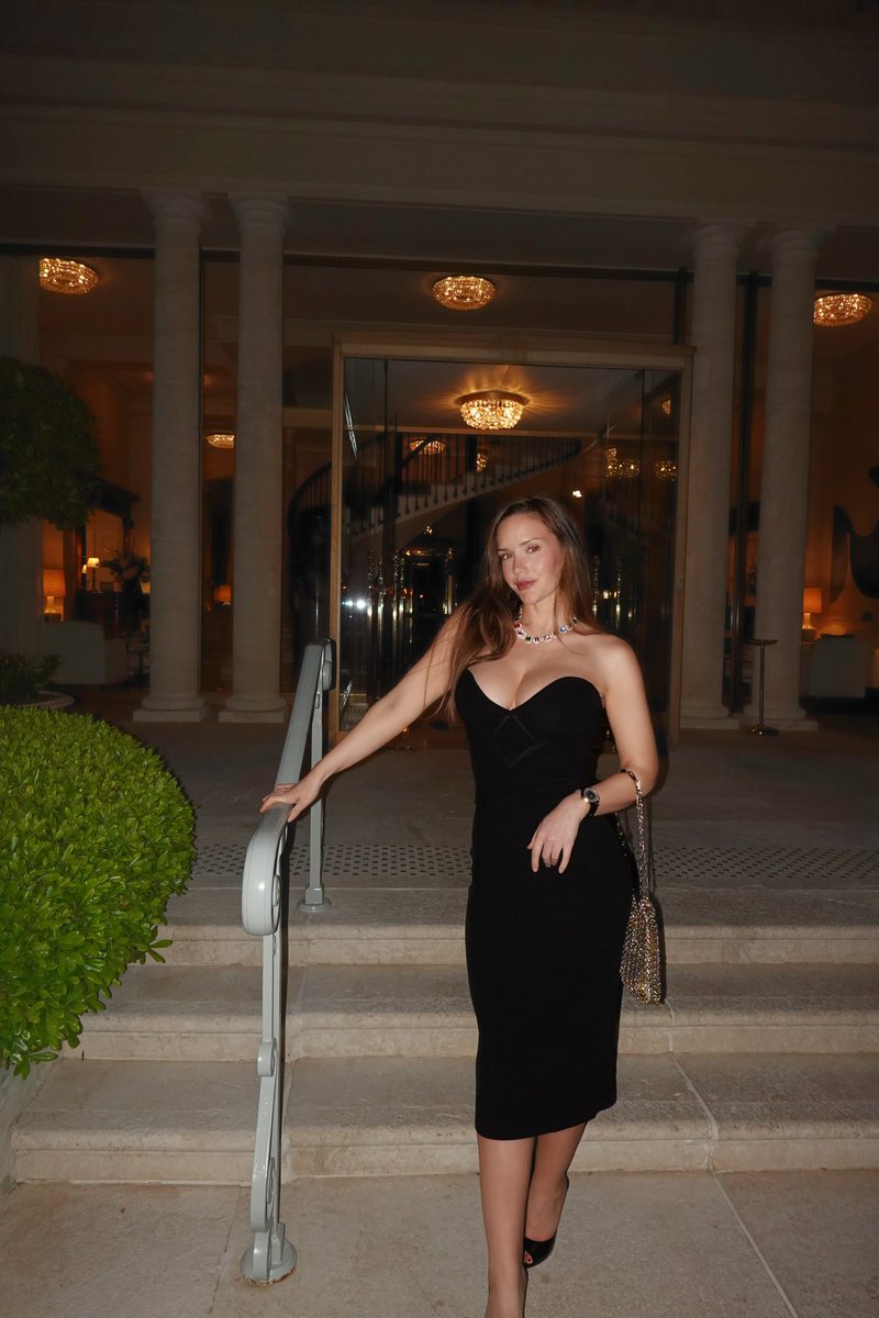 GabiAshtonNYC's tweet photo. Your after dinner treat 🥰 https://t.co/LRiQDyEwcB