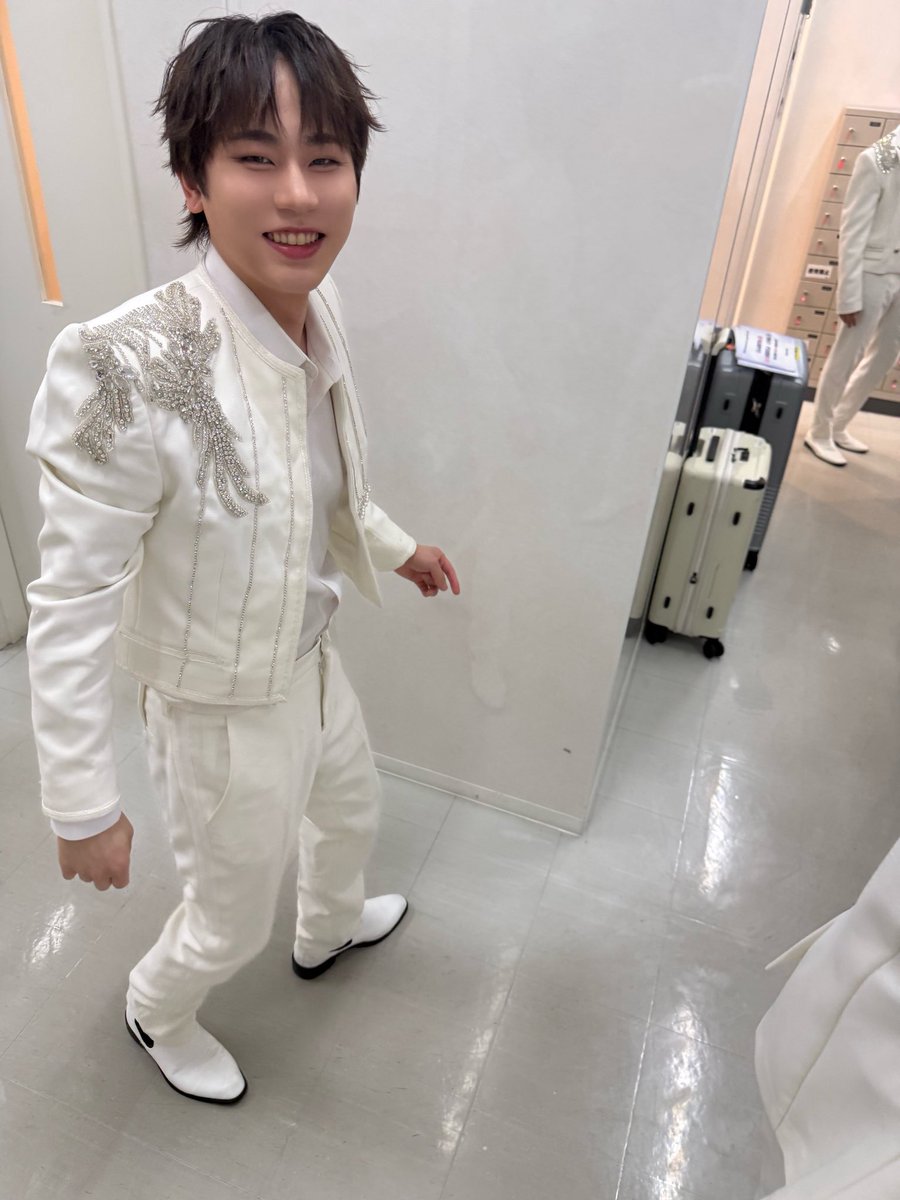 l2sung's tweet photo. 히히캣 https://t.co/1Wug1CLIqH