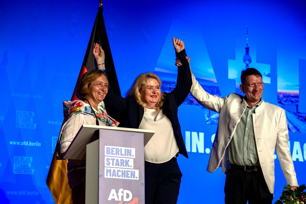AfDBerlin's tweet photo. Berlin braucht den Wechsel! Berlin braucht Brinker!

Die Entscheidung steht: @Kristin_Brinker ist unsere Kandidatin für das Amt der Regierenden Bürgermeisterin. 💙 Berlin braucht echte Lösungen! https://t.co/yYjEMoMTH3