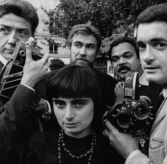 RuizVidal7's tweet photo. Alain Resnais, Agnès Varda &amp; Jacques Demy in Paris, 1965 https://t.co/lYAmp13xxY