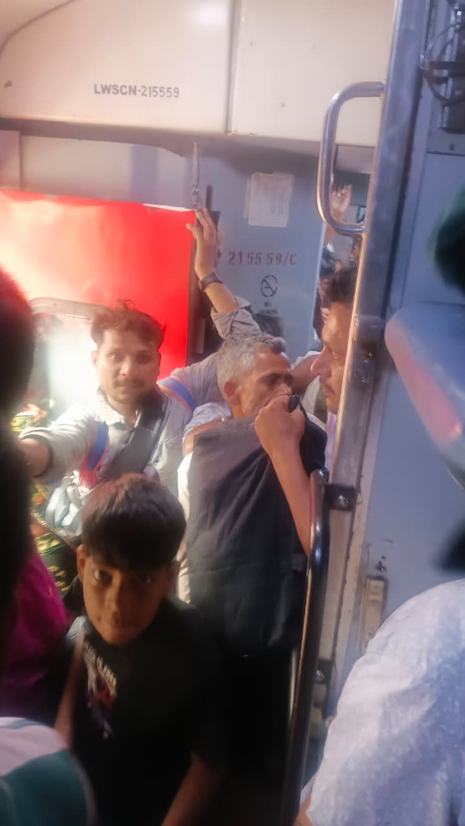 AYUSHMAN099's tweet photo. Hi @RailMinIndia @drm_mb @RailwaySeva 
Sir, @AshwiniVaishnaw please help as my elderly parents are suffering on the train 14114 and the coach is this much crowded and people are not letting my parents take their two months previously booked ticket. He's a heart patient. Please https://t.co/jaWy7d9ZDs
