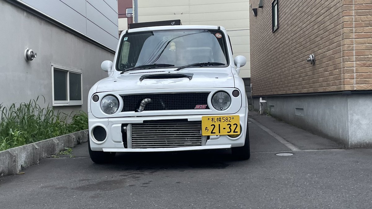 sabak_Drive's tweet photo. 雑コラだけど角目ありだな笑 https://t.co/0qXoHLhutv