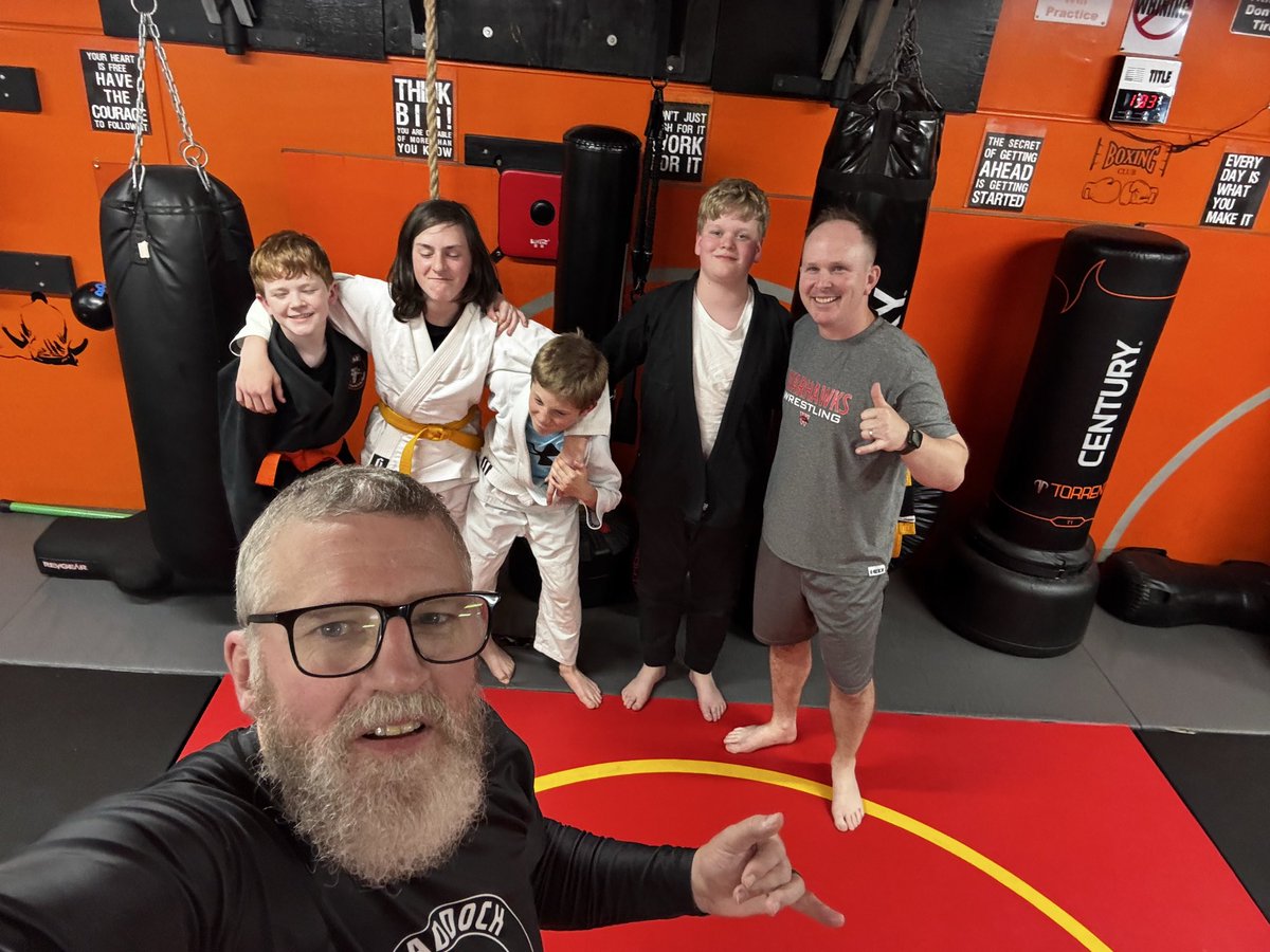 Shaddockmma's tweet photo. Young adults class https://t.co/iMICVTAFP4