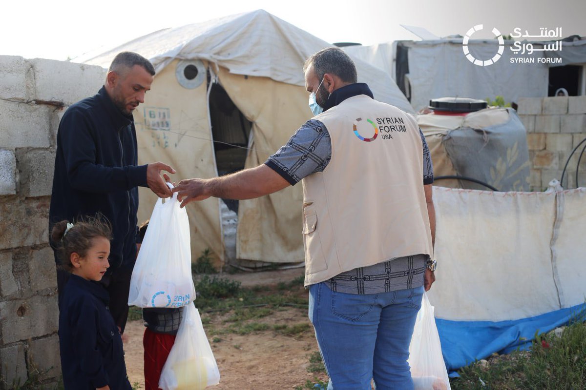 SyrianForum's tweet photo. أكثر من 5000 شخص في مخيم أطمة بإدلب استفادوا من حصص الأضاحي خلال عيد الأضحى.
معاً نصنع فرقاً وننشر فرحة العيد. 🤍

#المنتدى_السوري #سوريا #دمشق #سوريا_بدّا_ياك #أضحى_مبارك https://t.co/OPyHwkYgp6