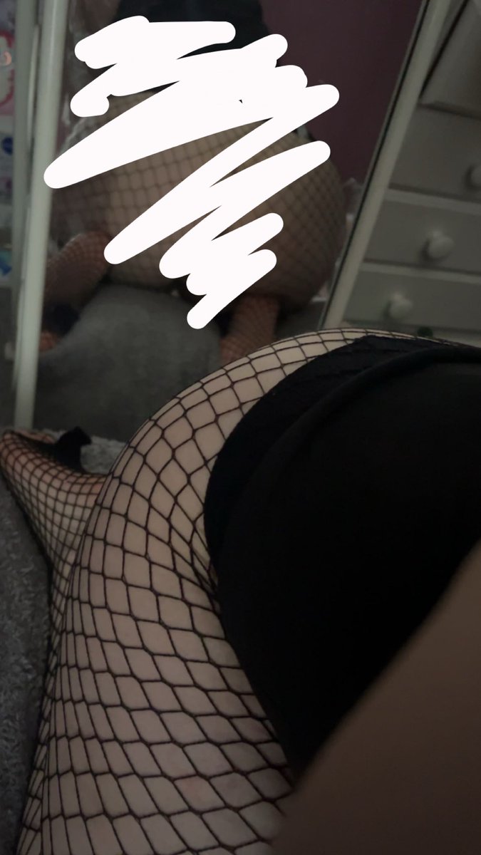 b4emae's tweet photo. any uk buyers use bank transfer? dm me :) 

#buyingcontent #nsfw #egirl #valorant #esex https://t.co/wqzwGKrdKb