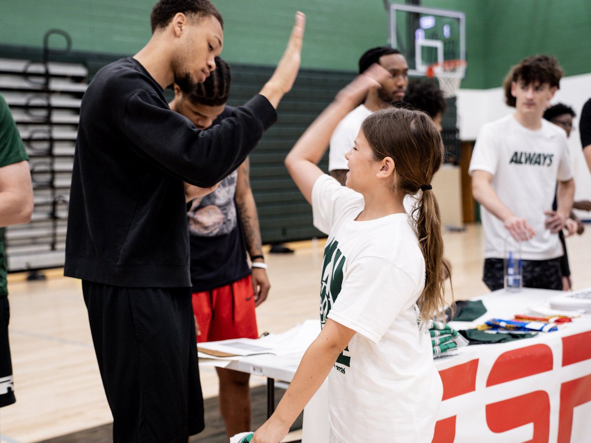 BirdvilleHoops's tweet photo. Was a great week! Birdville Basketball Camp 2026!!!

@birdvillesports @BirdvilleISD @Birdville_High https://t.co/PBNCnuLKRY