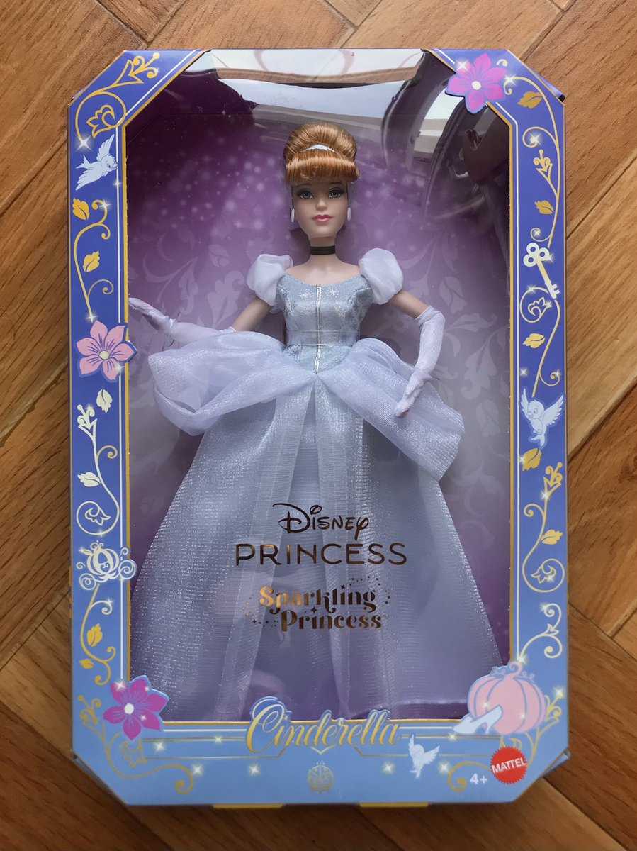 Onyrixdolls's tweet photo. Finally got her ! Cinderella Sparkling Princess !

I was so scared as many of her dolls I saw online were wonky but mine seems just fine ! 

My only complaint would be her shoes that aren’t accurate to the movie https://t.co/q7B5aYMULM