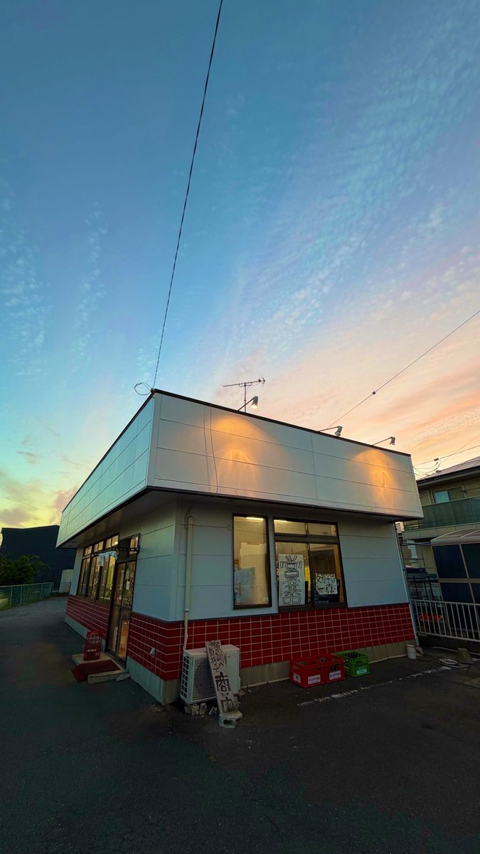 SekineSonic's tweet photo. 今日は #味噌ラーメン が
売り切れだったので
正油ラーメン🍜

#支那そば一真 は
茨城で一番人口が多いつくば市の
下広岡にあります〜

読みづらい大角豆（ささぎ）の
交差点に近いです〜 https://t.co/9fPknXK88C