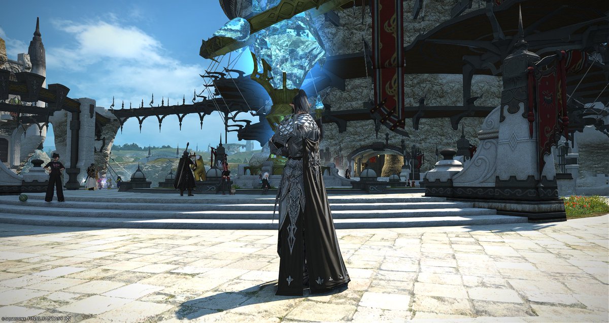 HamishStar's tweet photo. New look. False monarchy armor. Just missing the hood. https://t.co/KH1saNtkAe