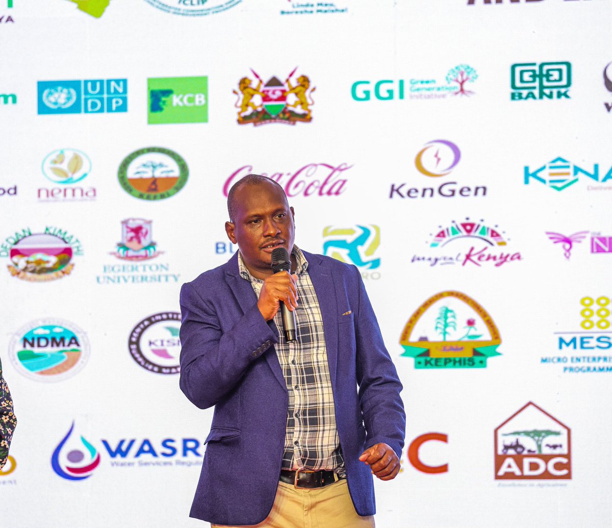 NETFUNDkenya's tweet photo. 𝐍𝐄𝐓𝐅𝐔𝐍𝐃 𝐂𝐄𝐎 𝐉𝐨𝐢𝐧𝐬 𝐏𝐚𝐫𝐭𝐧𝐞𝐫𝐬 𝐚𝐭 𝐌𝐅𝐂-𝐈𝐂𝐋𝐈𝐏 𝐑𝐞𝐬𝐨𝐮𝐫𝐜𝐞 𝐌𝐨𝐛𝐢𝐥𝐢𝐳𝐚𝐭𝐢𝐨𝐧 𝐃𝐢𝐧𝐧𝐞𝐫 𝐭𝐨 𝐀𝐝𝐯𝐚𝐧𝐜𝐞 𝐌𝐚𝐮 𝐅𝐨𝐫𝐞𝐬𝐭 𝐑𝐞𝐬𝐭𝐨𝐫𝐚𝐭𝐢𝐨𝐧

NETFUND Chief Executive Officer, Samson Toniok, today joined key stakeholders at the Mau Forest Complex Integrated Conservation and Livelihood Improvement Programme (MFC-ICLIP) Resource Mobilization Dinner held in Nairobi, reaffirming NETFUND’s commitment to ecosystem restoration, climate resilience, and sustainable livelihoods.

Hosted by the Principal Secretary for Environment and Climate Change, Dr. Eng. Festus Ng’eno, the fundraising dinner brought together partners from government, the private sector, development agencies, and civil society to mobilize resources for the 2nd Edition of MFC-ICLIP.
The event highlighted the programme’s impressive achievements within just 10 months, including the restoration of over 1,500 hectares of degraded forest land, the planting of 1.5 million tree seedlings, and the empowerment of more than 4,000 households through the TELIS programme.

As a key partner in environmental conservation and restoration initiatives, NETFUND continues to support collaborative efforts aimed at safeguarding the Mau Forest Complex Kenya’s largest water tower and a critical ecosystem for biodiversity conservation, water security, climate adaptation, and sustainable development.
The dinner was presided over by KCB Group CEO, Mr. Paul Russo, and underscored the importance of partnerships in accelerating landscape restoration and transforming livelihoods across the Mau ecosystem.