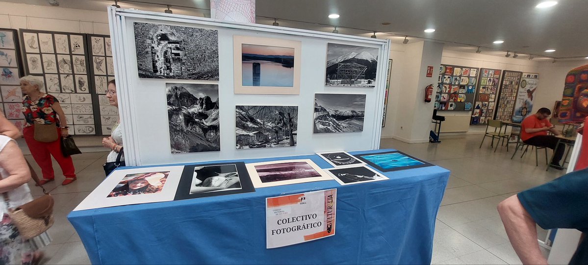 CFotoParla's tweet photo. Durante todo éste sábado se celebra la XXII edición de Culturalia en #Parla. 

Desde nuestro Colectivo hemos querido exponer una pequeña muestra de los trabajos y proyectos que desarrollamos. Esperamos que os gusten. https://t.co/v2Mf4F0lwA