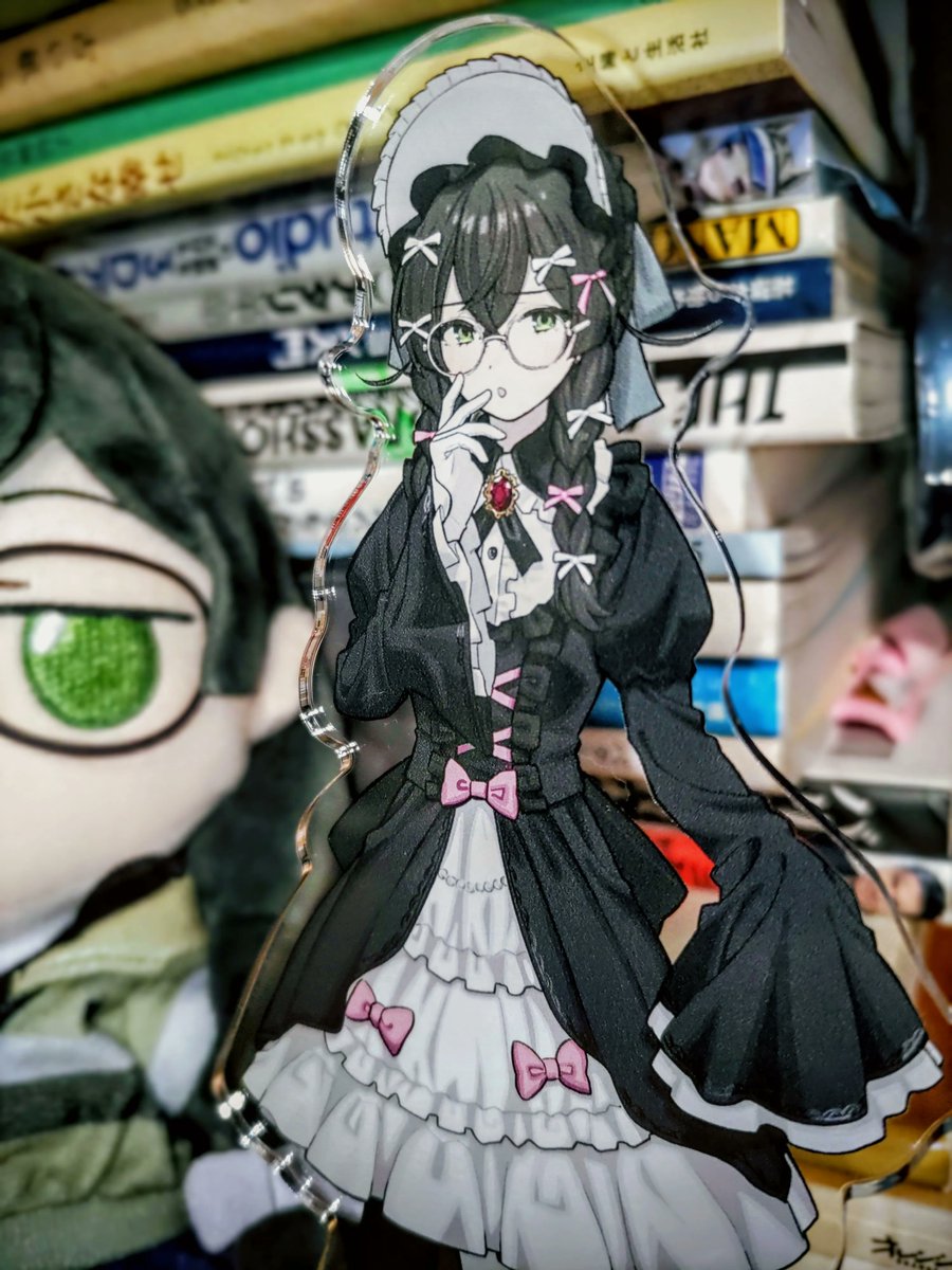 WpbGx's tweet photo. アクスタを買いに街まで行ってきました
ブラインドはやや偏りましたが、おまけのポスカでトド岩さんもそろったのでよかったです　😊👍
#花隈千冬　#小樽潮風高校project https://t.co/dv7L2AWhXk