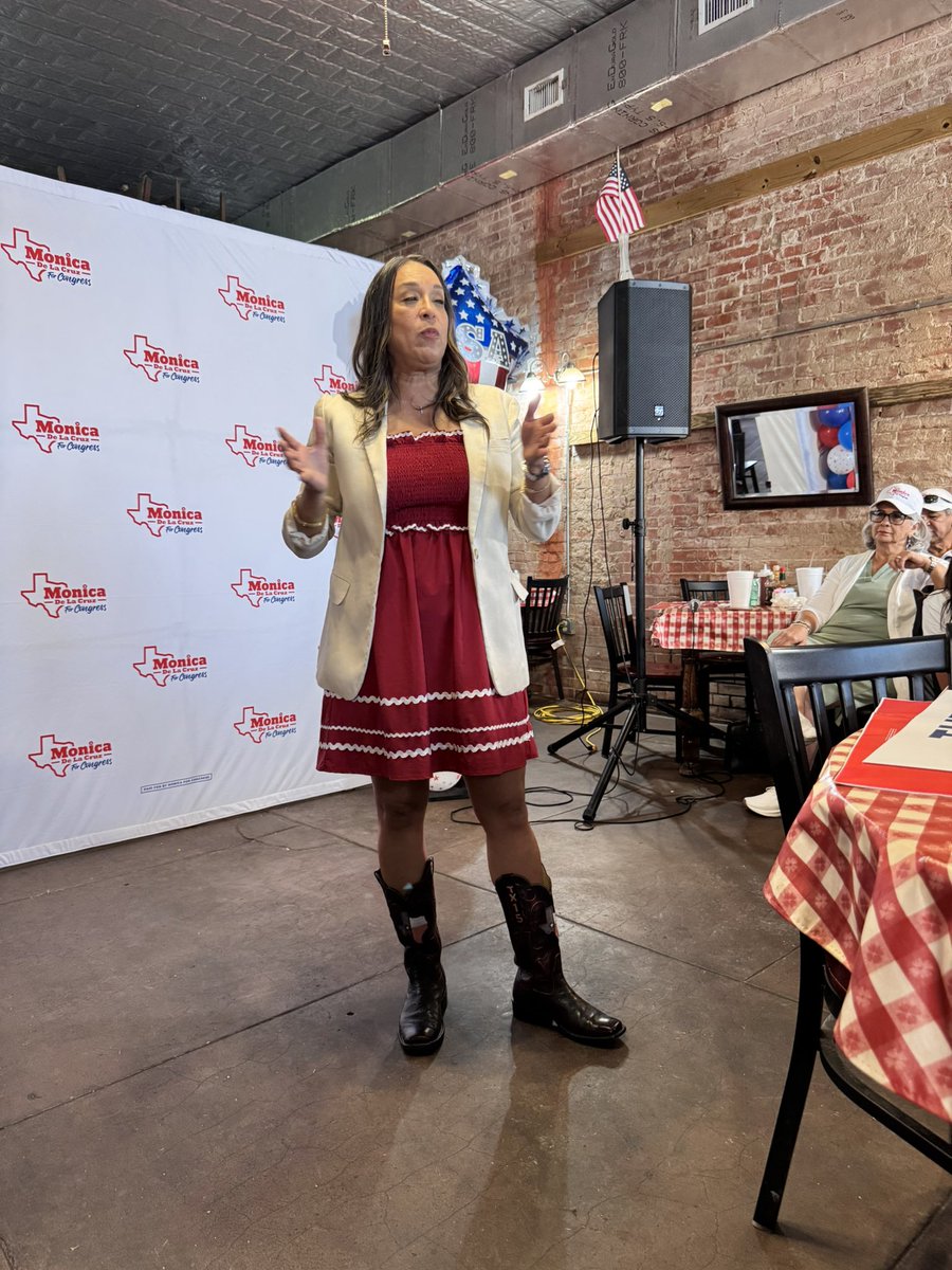 LavacaRepubsAll's tweet photo. Congresswoman Monica de la Cruz in Cuero getting to know her constituents in her 80% NEW district!!  I think I’m going to like this “fireball”!! https://t.co/nCIKWfxA8s