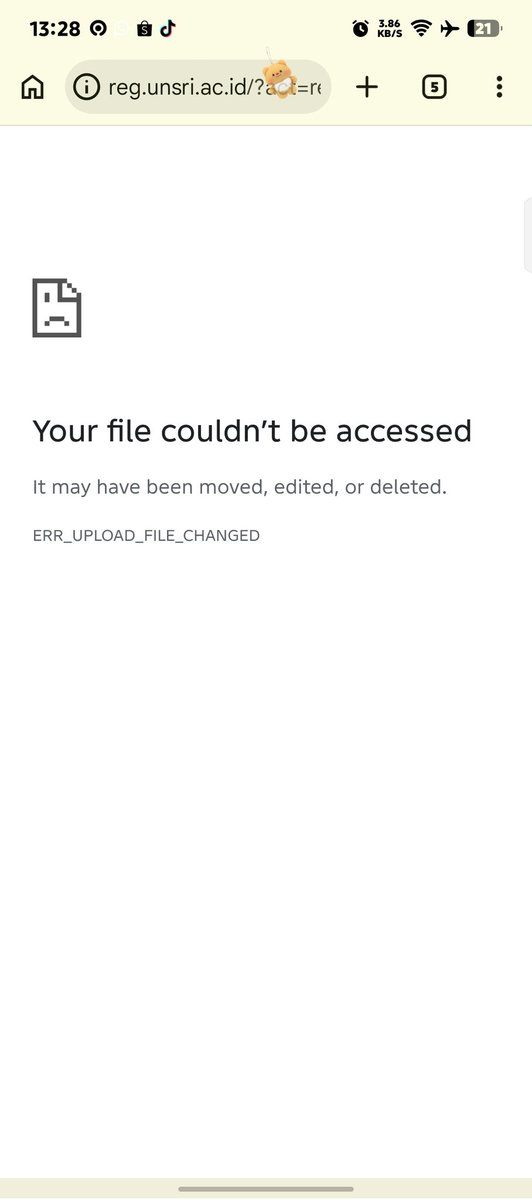 rocketshippeu's tweet photo. ini kenapa pas mau submit data kaya gini terus deh? ada yang tau ga sih yang daftar ulang unsri.. https://t.co/Z25OVmEuw9