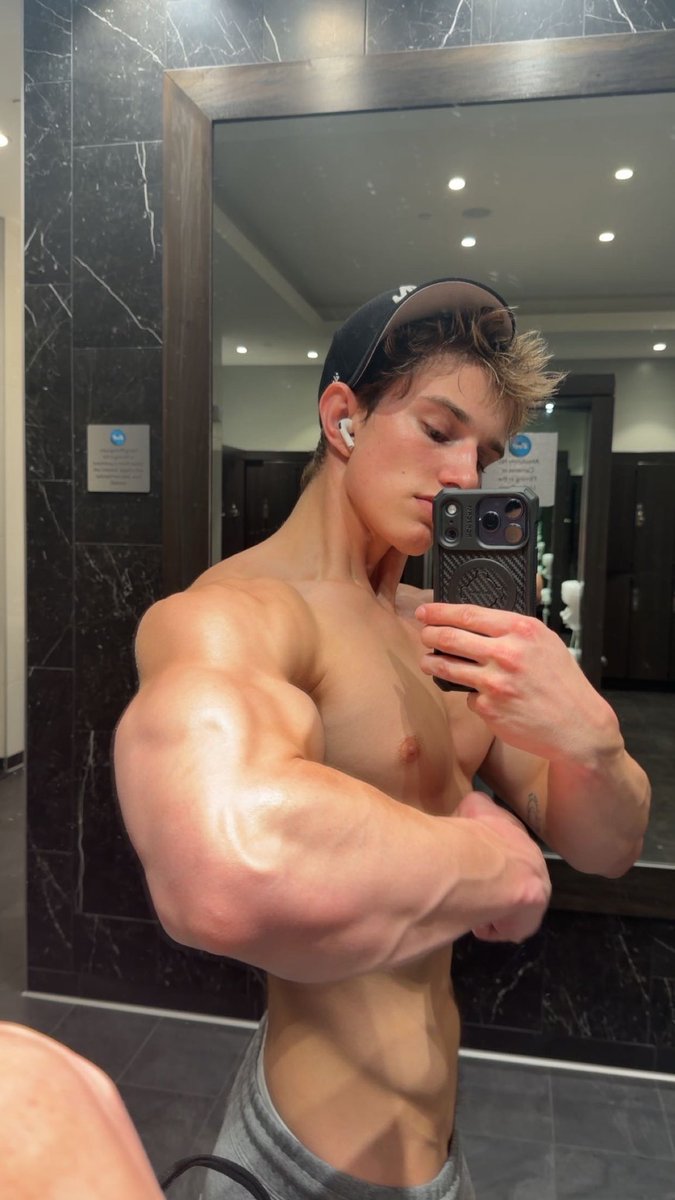gavin_croghan's tweet photo. Feelin strong asf https://t.co/jBGLS8OG3T