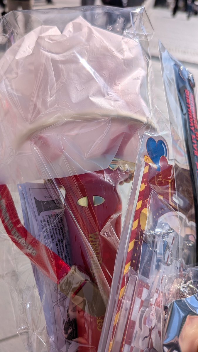 物販2時間ほど並んでやっと買えた…🫠 