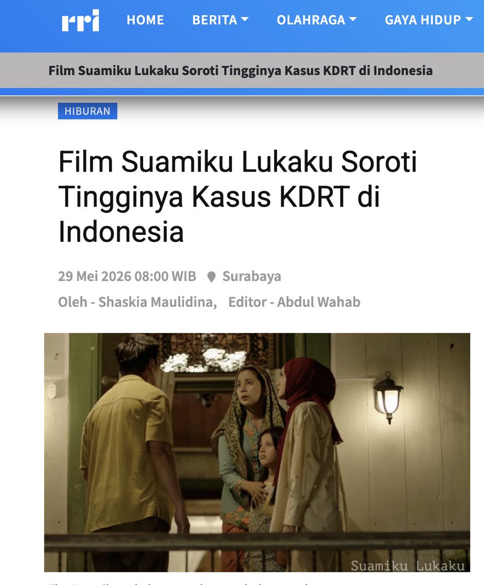 dzuandaa's tweet photo. bukan sekadar drama rumah tangga. Banyak penonton merasa kisahnya dekat dengan realita yang sering terjadi di sekitar mereka, terutama soal hubungan yang penuh, kekerasan, dan luka batin yang tidak selalu terlihat

#suamikulukaku #filmsuamikulukaku https://t.co/czh8xNJoWI