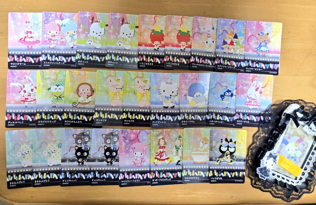banidyv's tweet photo. サンリオ　交換/譲渡　ウエハース　コレクターズ　カード　トレカ　いちご新聞　スマロイド　
求：画像1　ウサハナ以外は各1
その他ウサハナ・クロミ異種カード(むにゅぐるみノベルティ等)、N1枚80円
譲：画像2〜

SPの場合⇔SPorN2枚希望
都内手渡し、郵送
日程合えばピューロ・ハーモニー手渡しも可 https://t.co/BZcv1Pmzty