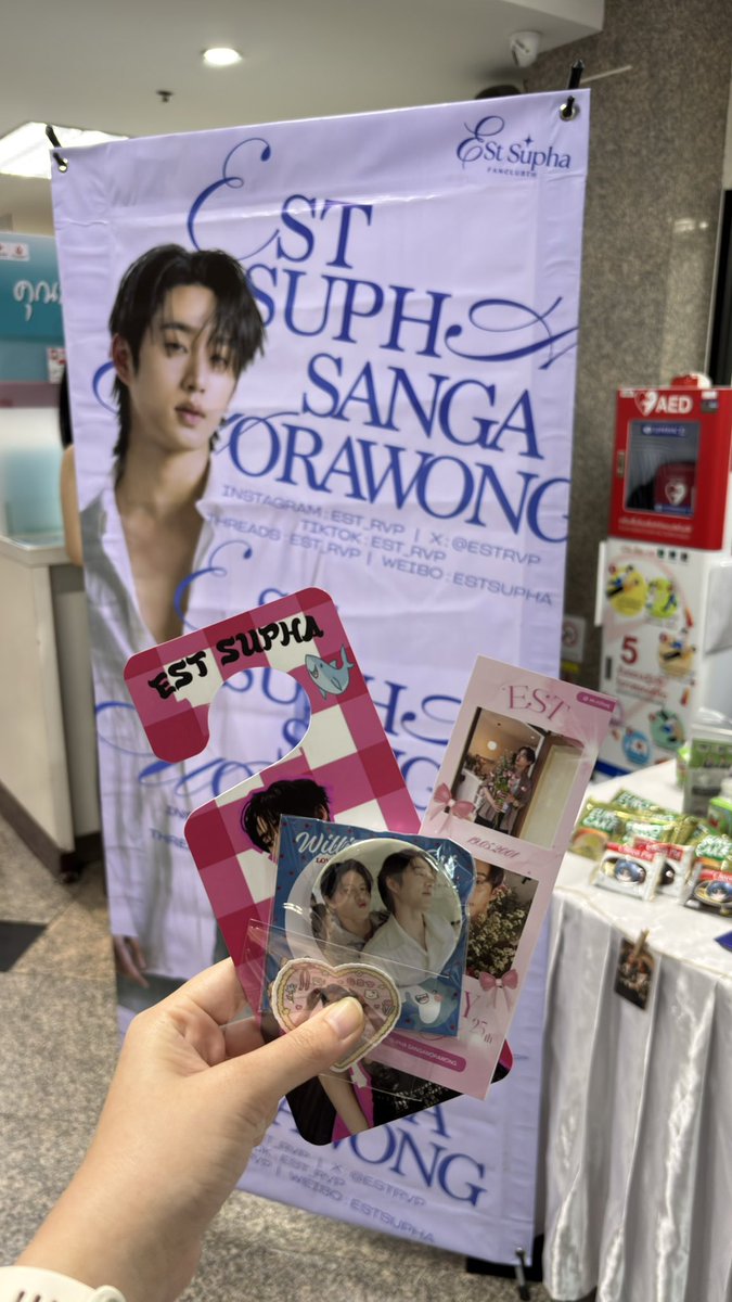 NotAStoneYok's tweet photo. มาบริจาคเลือดแล้วค้าบบ 🩸✨
ห่างการบริจาคเลือดมา2ปี เพราะเลือดปริ่มเกณฑ์ตลอด ครั้งนี้ได้บริจาคแล้ว จะดูแลตัวเองดีๆแล้วมาบริจาคกับกิจกรรมดีๆแบบนี้ทุกปีเลยคั้บบ🦈🪸🫧
ขอบคุณทางบ้านและพี่ๆทุกคนสำหรับกอว.ด้วยค้าบบ 🫶🏻💗
#BDProjectForEST2026
#est_rvp @EstRvp https://t.co/a5gUlvSFXQ