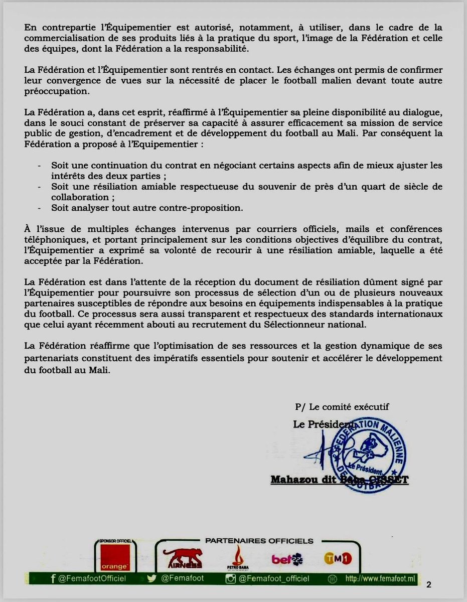 AiglesDuMali_'s tweet photo. 🚨 La FEMAFOOT a accepté la proposition de résiliation amiable avec Airness !

Les dirigeants de notre sport roi vont donc bientôt lancer un appel d’offres pour équiper les Aigles du Mali 🇲🇱 https://t.co/sMuvB7eCAk