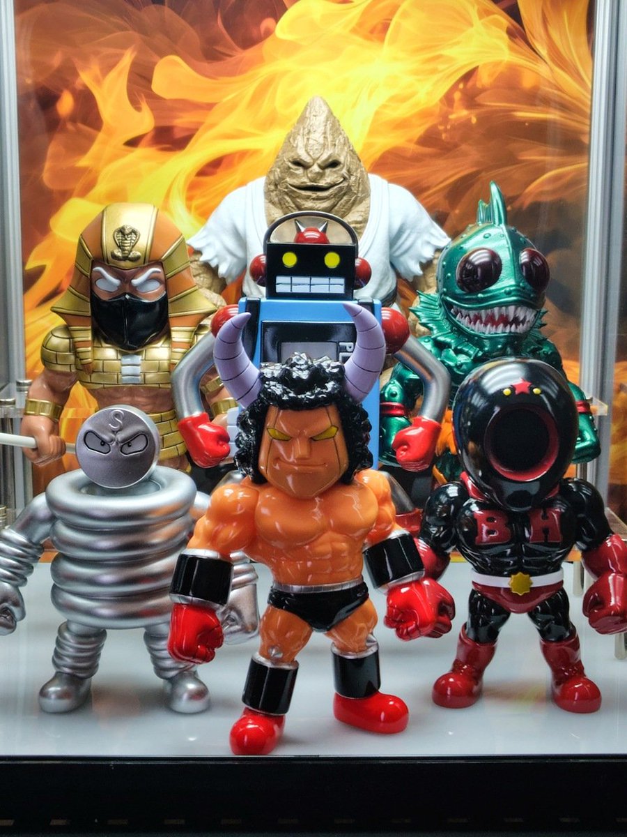ojityans's tweet photo. キン肉マン　KUFCシリーズ

7人の悪魔超人
コンプリートしました✨😆👍

#キン肉マン
#サイクロンジョー
#KUFC肉 https://t.co/E52UOCAE3b